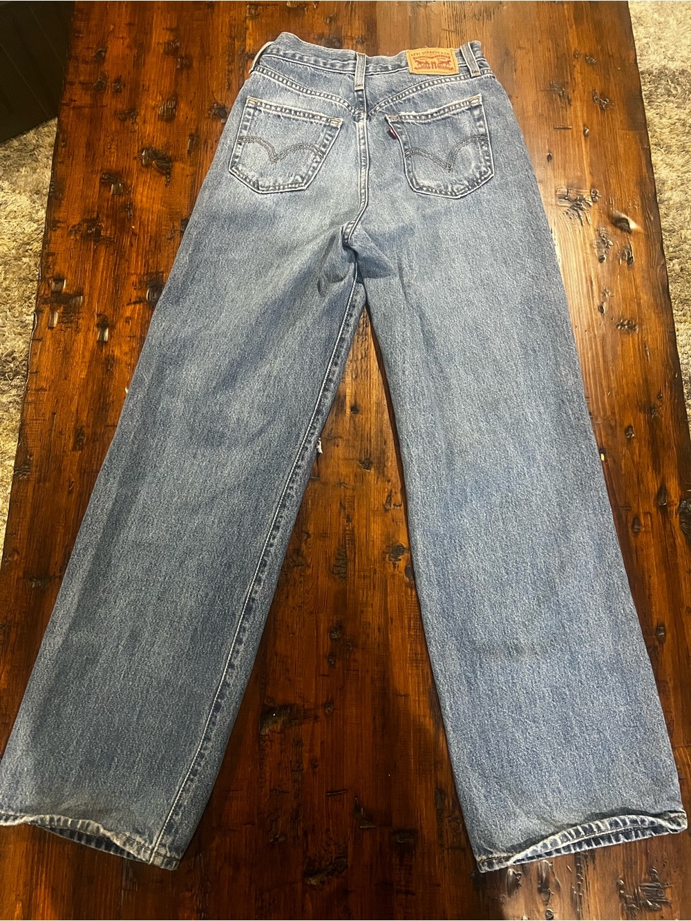 Levi's Women's Classic Straight Leg Jeans in Faded Blue